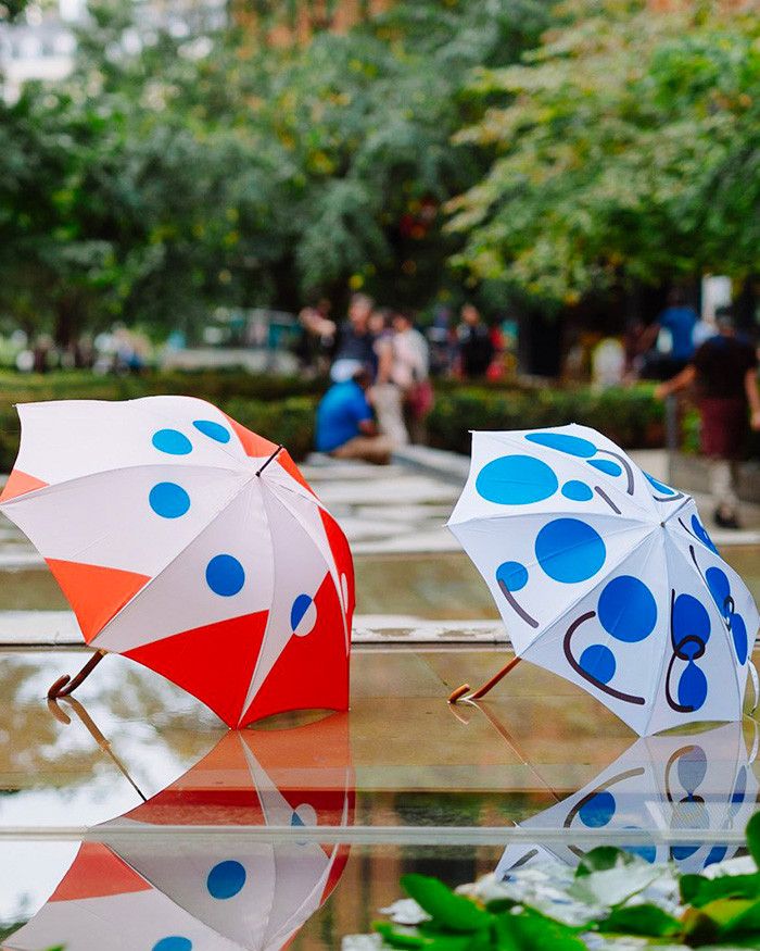 À lire si vous avez oublié votre parapluie