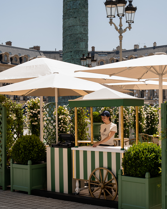 La première terrasse de la place Vendôme