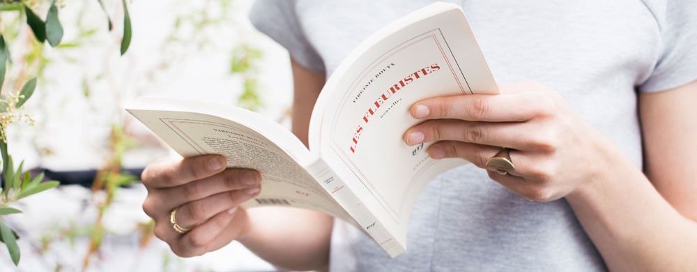 Lire sous le plus vieil arbre de Paris