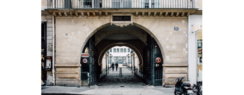 Le plus petit cordonnier de Paris